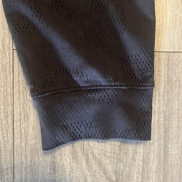 Under Armour Vanish joggers - Picture 6 of 12